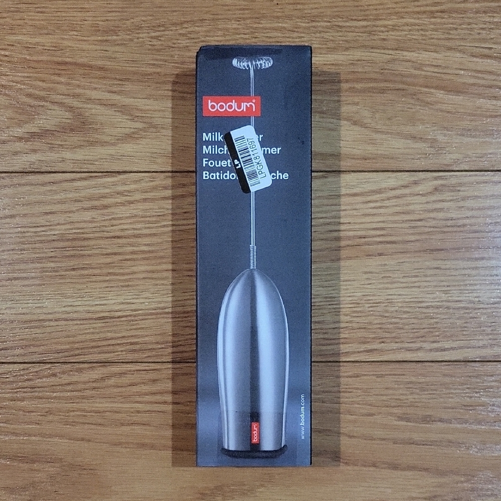 Bodum Electric Milk Frother in Black and Silver